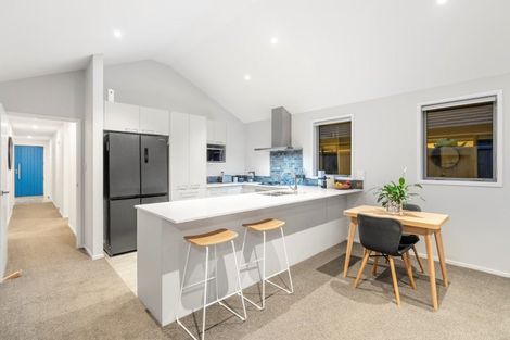 Photo of property in 15 Tiria Drive, Papamoa Beach, Papamoa, 3118