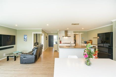 Photo of property in 19 George Street, Bulls, 4818