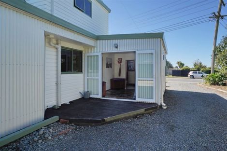 Photo of property in 19 Mclaughlins Road, Darfield, 7510