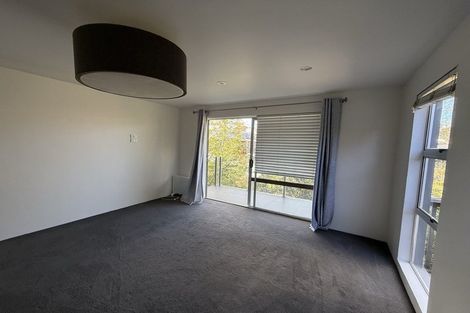 Photo of property in 2/7 Alston Avenue, Kelston, Auckland, 0602