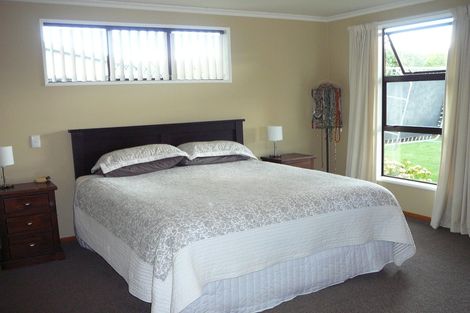 Photo of property in 80 Russell Street, Alexandra, 9320