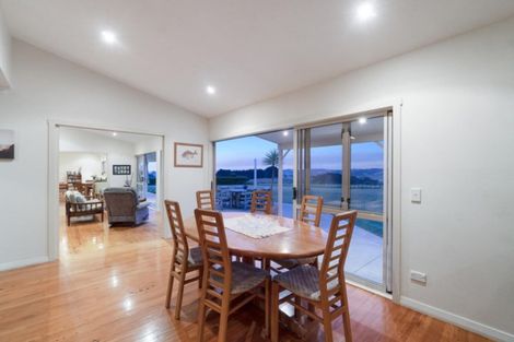 Photo of property in 135c Hutchinson Road, Helensville, 0875