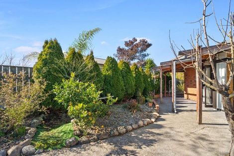 Photo of property in 3 Barrett Place, Carterton, 5713