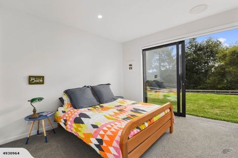 Photo of property in 1237 East Coast Road, Redvale, Albany, 0794