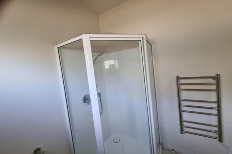 Photo of property in 8 Park Estate Road, Rosehill, Papakura, 2113