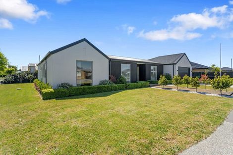 Photo of property in 2 Guyon Street, Marshland, Christchurch, 8083
