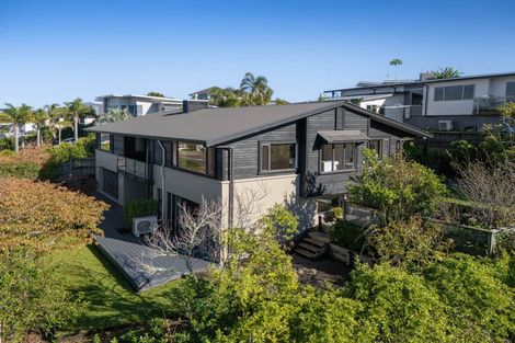 Photo of property in 21 Bayview Park Lane, Orewa, 0931