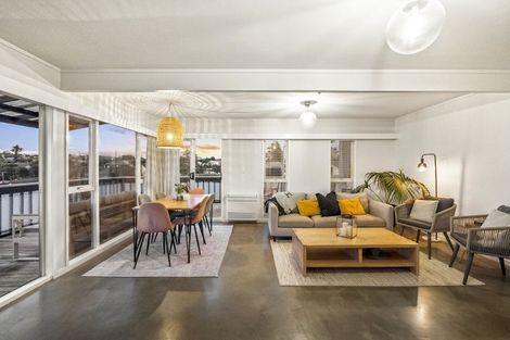 Photo of property in 1/23 Hart Road, Hauraki, Auckland, 0622