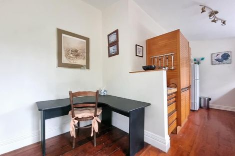 Photo of property in 37 Glenbervie Terrace, Thorndon, Wellington, 6011