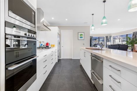 Photo of property in 5 Nancy Lane, Wanaka, 9305