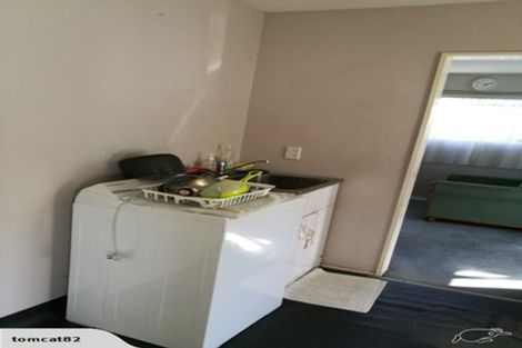 Photo of property in 39 Kathleen Crescent, Hornby, Christchurch, 8042