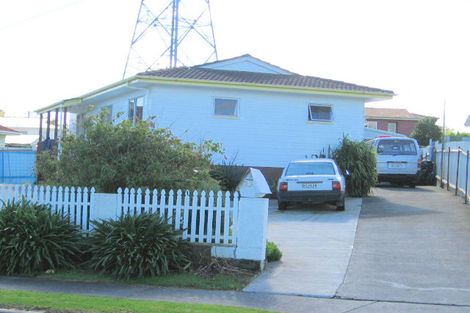 Photo of property in 23 Palermo Place, Clover Park, Auckland, 2023