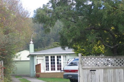 Photo of property in 13 Korau Grove, Stokes Valley, Lower Hutt, 5019