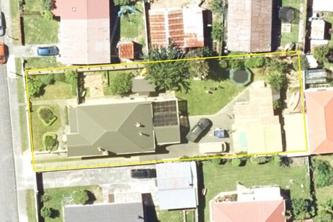 Photo of property in 24 York Street, Picton, 7220