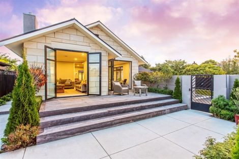 Photo of property in 11 Penhelig Place, Burnside, Christchurch, 8053