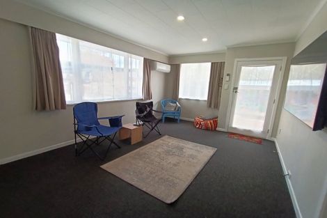 Photo of property in 3/11 Sutherland Avenue, Silverstream, Upper Hutt, 5019