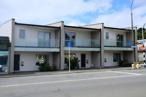 Photo of property in 4/19 Collins Avenue, Tawa, Wellington, 5028