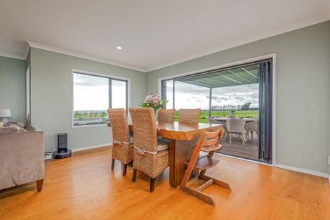 Photo of property in 1061 Taonui Road, Colyton, Feilding, 4775