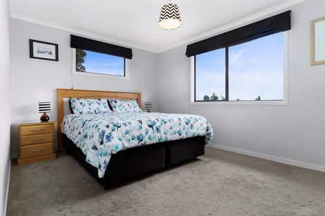 Photo of property in 381 Welcome Bay Road, Welcome Bay, Tauranga, 3112
