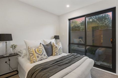 Photo of property in 28e Walker Road, Point Chevalier, Auckland, 1022