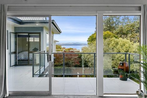 Photo of property in 744 Acacia Bay Road, Acacia Bay, Taupo, 3330