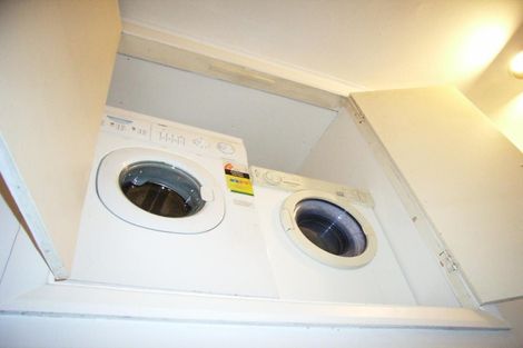 Photo of property in 42 Chaytor Street, Northland, Wellington, 6012