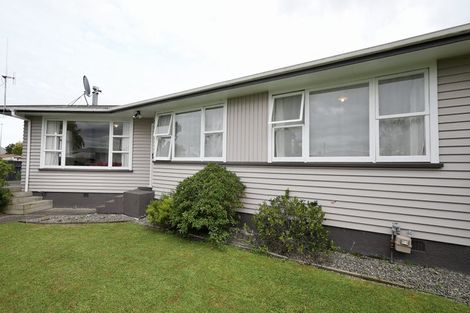 Photo of property in 28 Kaituna Street, Milson, Palmerston North, 4414