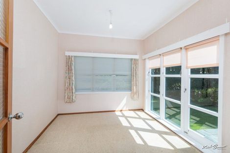 Photo of property in 38 Norton Park Avenue, Fairfield, Lower Hutt, 5011