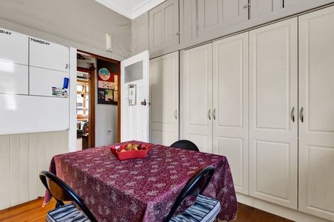 Photo of property in 72 Barrett Street, Westown, New Plymouth, 4310