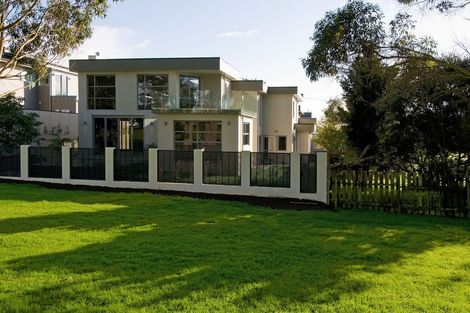 Photo of property in 126 Wheturangi Road, Greenlane, Auckland, 1051