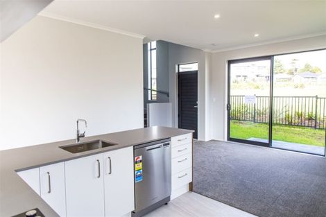 Photo of property in 21d Nellie Drive, Kumeu, 0810