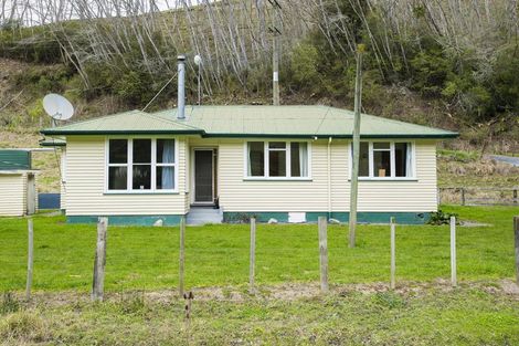 Photo of property in 3060 Tiniroto Road, Tiniroto, Manutuke, 4078