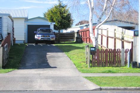 Photo of property in 21 Lloyd Drive, Nawton, Hamilton, 3200