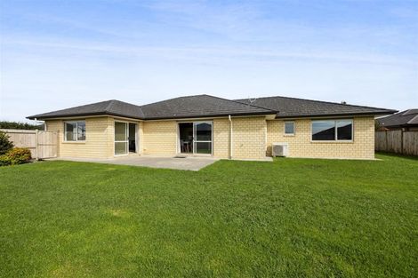 Photo of property in 11 Rawiri Drive, Bell Block, New Plymouth, 4312