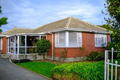 Photo of property in 184 Withells Road, Avonhead, Christchurch, 8042