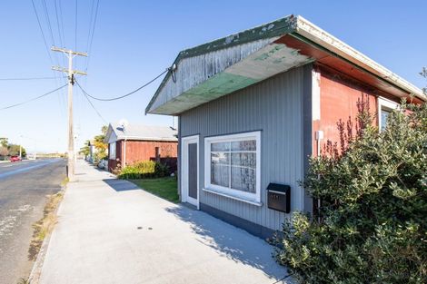 Photo of property in 11 Front Miranda Road, Waitakaruru, Thames, 3576