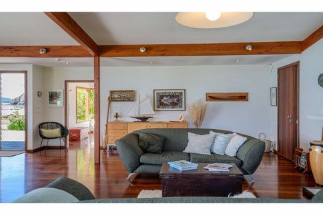 Photo of property in 135 Long Beach Road, Russell, 0202