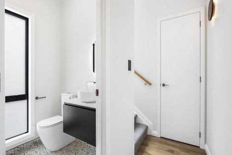 Photo of property in 3/64 Banbury Crescent, Fairfield, Hamilton, 3214