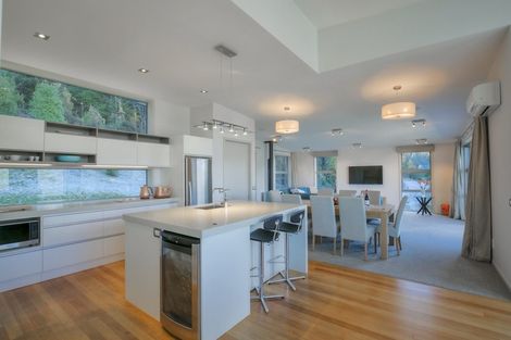 Photo of property in 23 Olivers Place, Queenstown, 9300