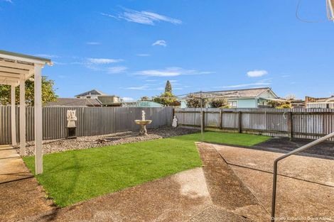 Photo of property in 43 Rugby Street, Levin, 5510