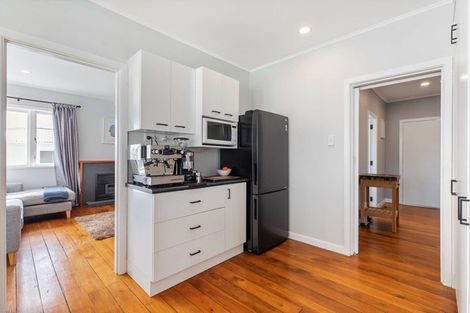 Photo of property in 324 Glengarry Road, Glen Eden, Auckland, 0602