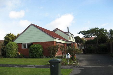 Photo of property in 34 Sayers Crescent, Ilam, Christchurch, 8041