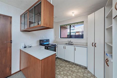 Photo of property in 3/22 Lake Terrace Road, Burwood, Christchurch, 8061