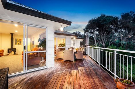 Photo of property in 177 Shaw Road, Oratia, Auckland, 0604