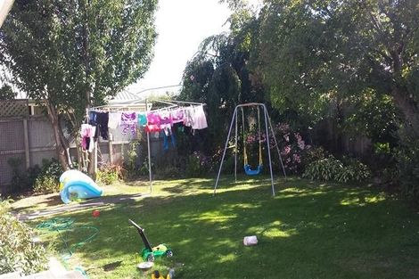 Photo of property in 2/27 Gardiners Road, Bishopdale, Christchurch, 8051