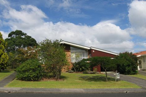 Photo of property in 36 Blakeborough Drive, Forrest Hill, Auckland, 0620