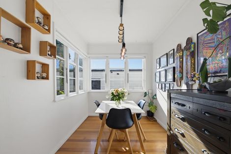 Photo of property in 11 Rutherford Road, Marewa, Napier, 4110