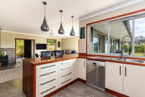 Photo of property in 28/500 Kinloch Road, Kinloch, Taupo, 3377