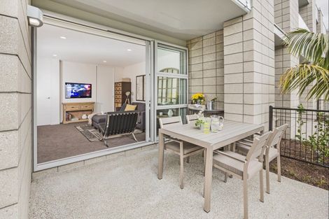 Photo of property in 7 Bickerton Way, Flat Bush, Auckland, 2019