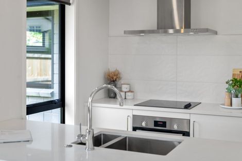 Photo of property in 11 Te Rehutai Rise, Welcome Bay, 3112